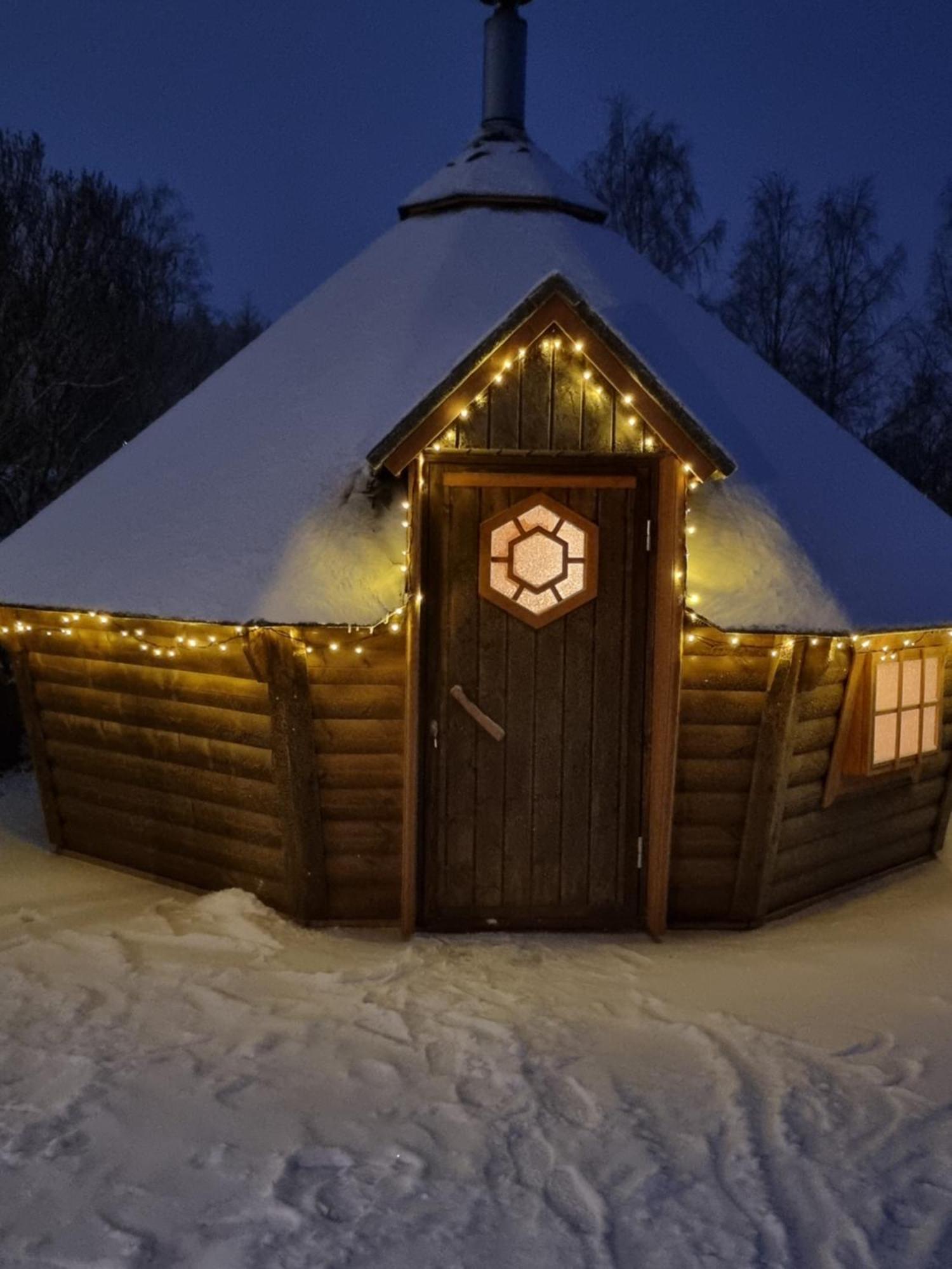 Hotel The Friendly Moose Overtornea Exterior foto